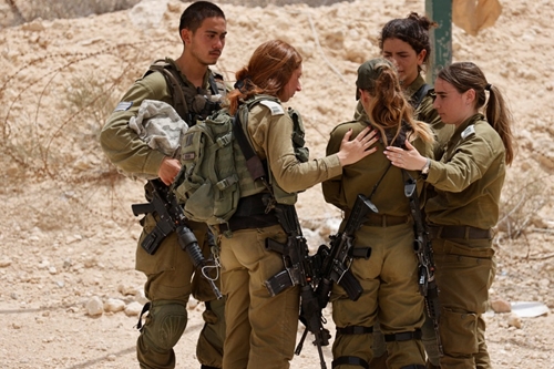 Quân sự thế giới hôm nay (4-6): Đấu súng qua biên giới: 3 binh sĩ Israel, 1 sĩ quan Ai Cập thiệt mạng